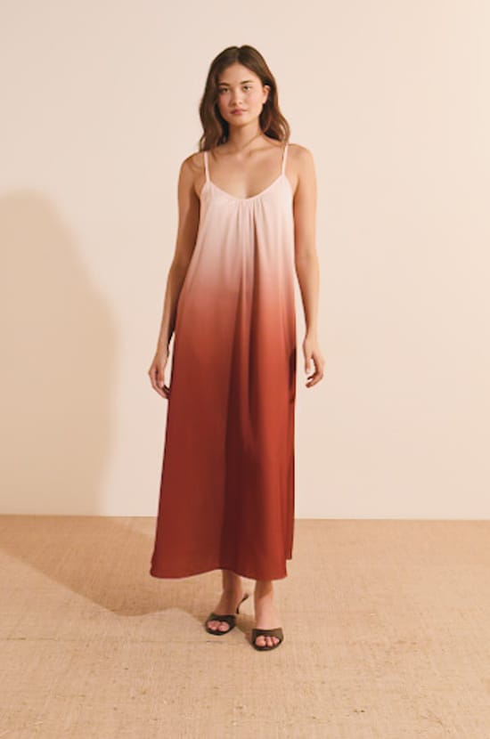 Robe longue satin&eacute;e;${refinementColor}