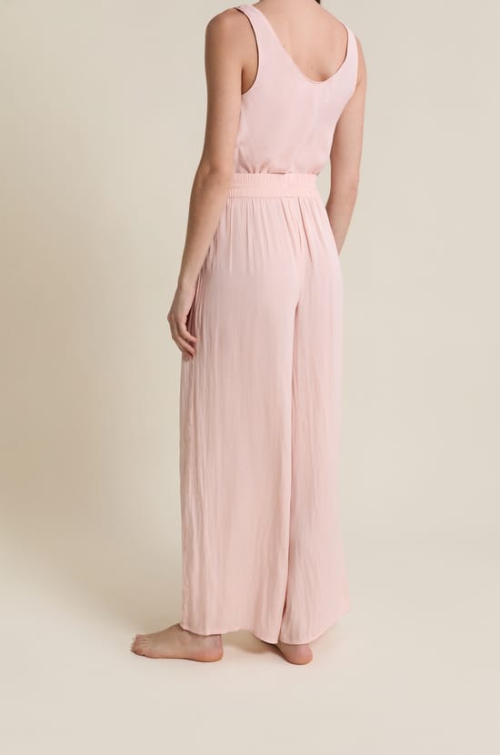 Pantalon satin&eacute; coupe large;${refinementColor}