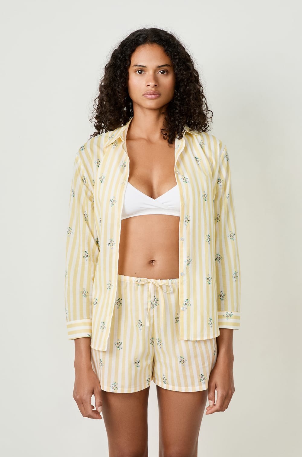 Short de pyjama en coton à motifs;${refinementColor}