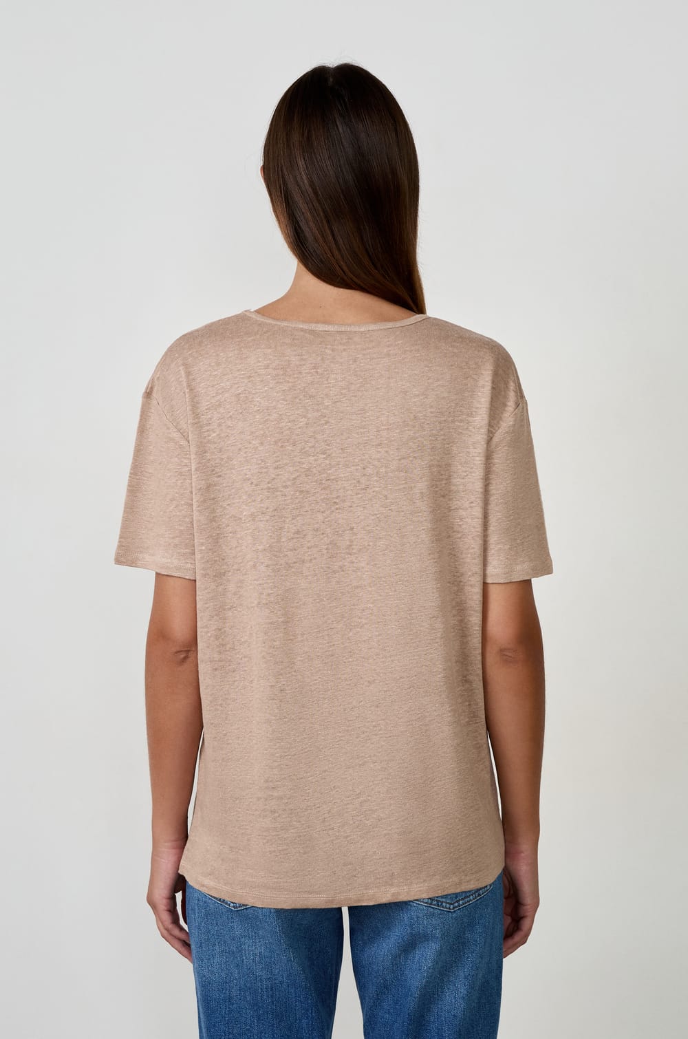 T-shirt col V 100% lin;${refinementColor}