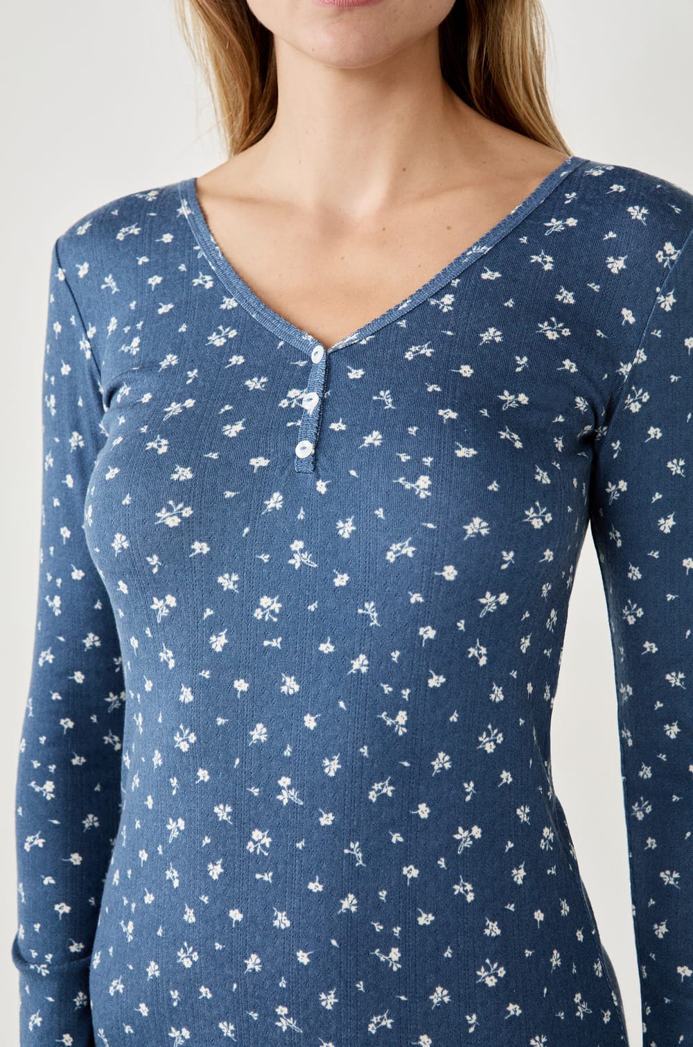 Chemise de pyjama à fleurs;${refinementColor}