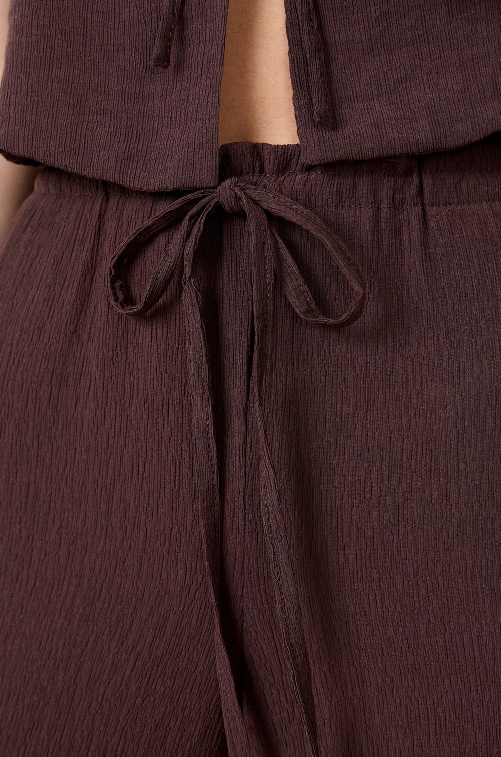 Pantalon fluide large;${refinementColor}