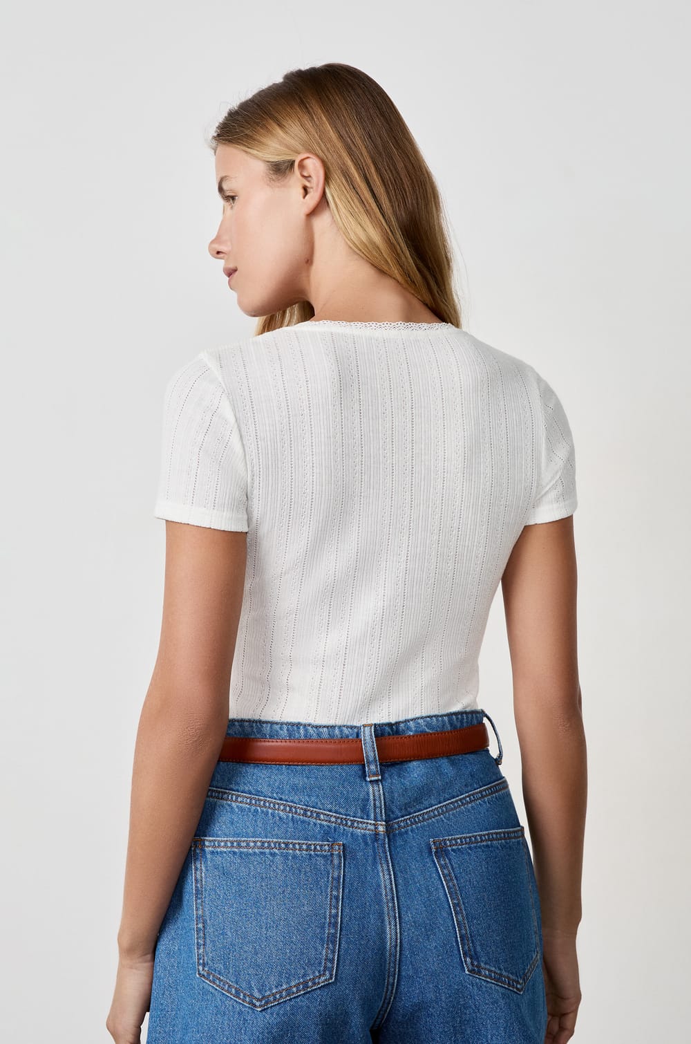 Short-sleeved knit T-shirt;${refinementColor}