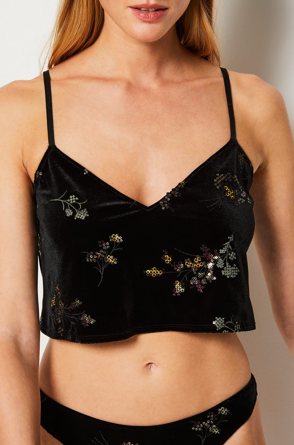 Besticktes Crop-Top aus Samt;${refinementColor}
