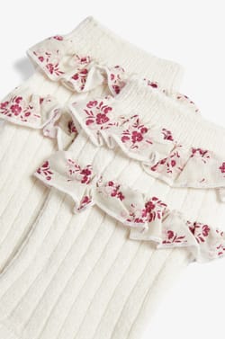 Calcetines con volantes;${refinementColor}