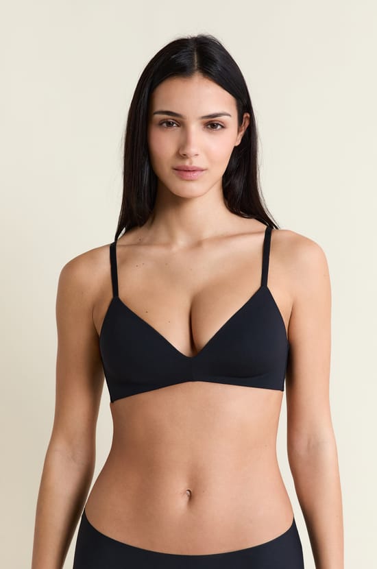 Wireless Lightly Lined Bra in Microfiber;${refinementColor}