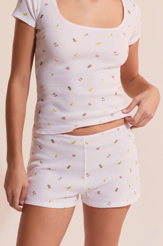 Short gaufr&eacute; &agrave; motifs fruits;${refinementColor}