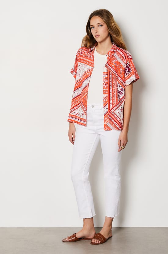 Patterned Short-Sleeved Shirt;${refinementColor}