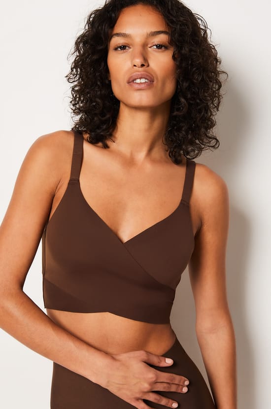 No Bra Effect Bralette;${refinementColor}