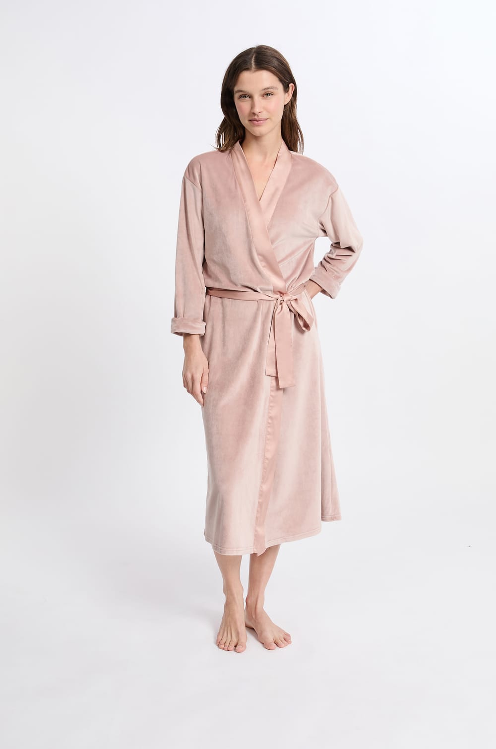 Velvet-Effect Robe;${refinementColor}