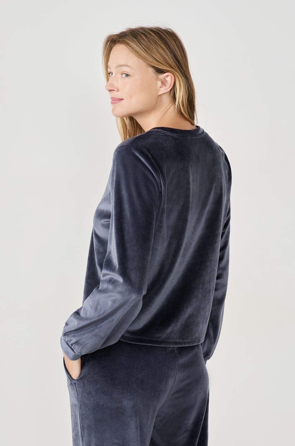 Sweat effet velours;${refinementColor}