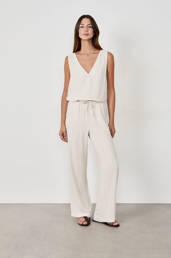 V-neck Top;${refinementColor}