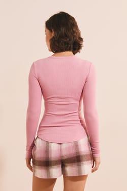 T-shirt avec boutons;${refinementColor}