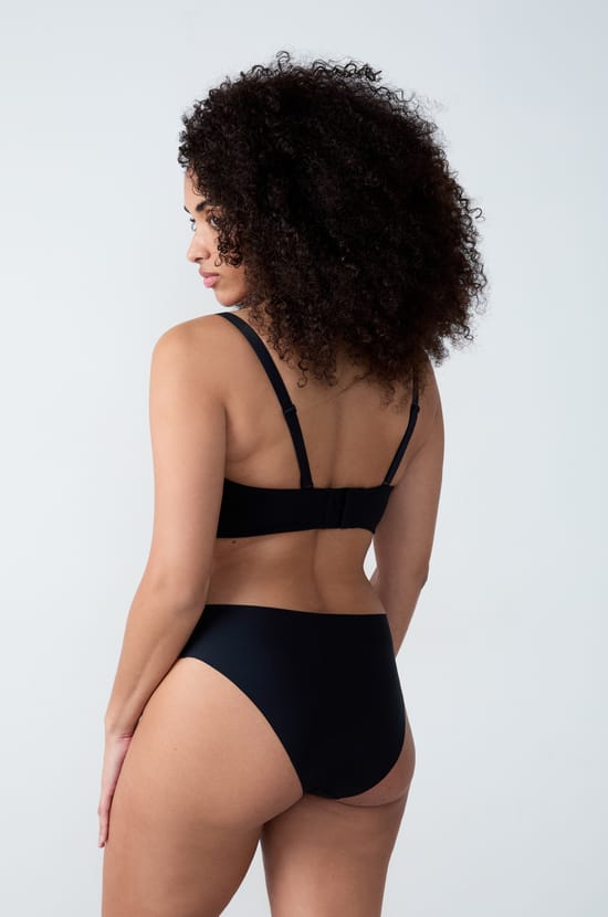 Strapless lightly lined bra with removable straps, cup C-E;${refinementColor}