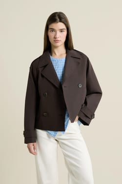 Trench court;${refinementColor}