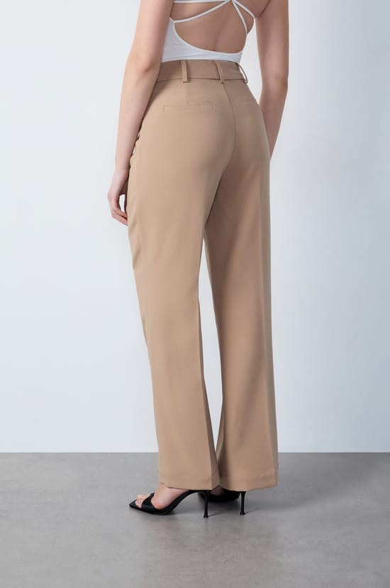 Wide-Cut Trouser;${refinementColor}