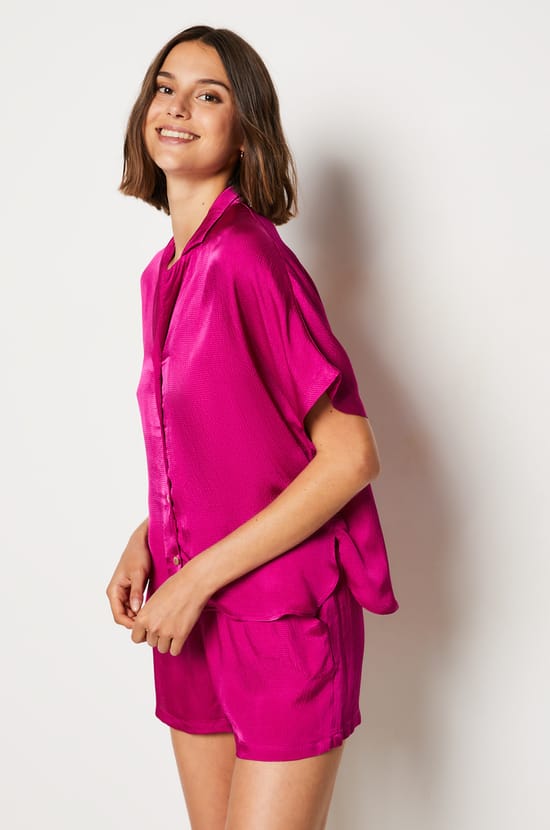 Short-sleeved Satin Pyjama Shirt;${refinementColor}