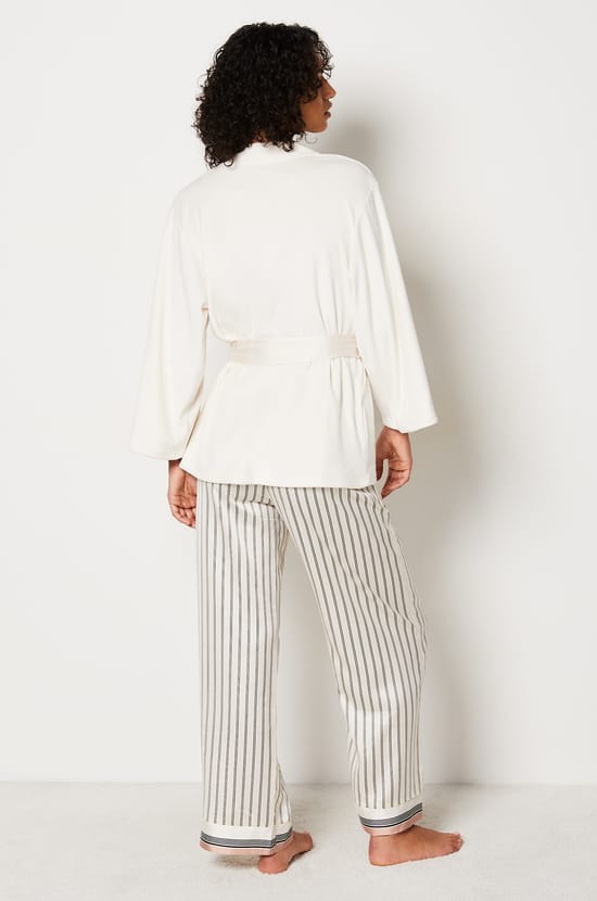 Ensemble pyjama 3 pièces veste velours;${refinementColor}