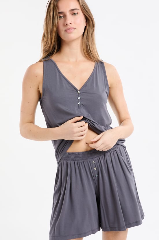 Top de tirantes lisa;${refinementColor}