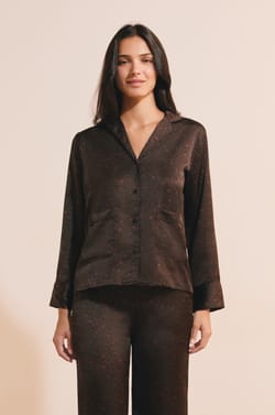 Chemise de pyjama satin&eacute;e &agrave; motifs;${refinementColor}