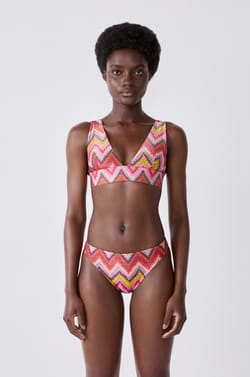 Patterned triangle bikini top;${refinementColor}