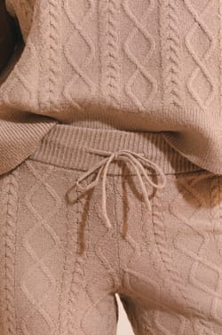 Pantalon en maille;${refinementColor}