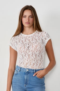 Body en dentelle transparent;${refinementColor}