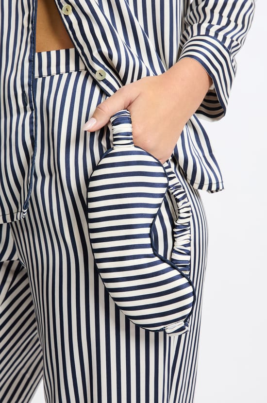 Pijama de dos piezas a rayas;${refinementColor}