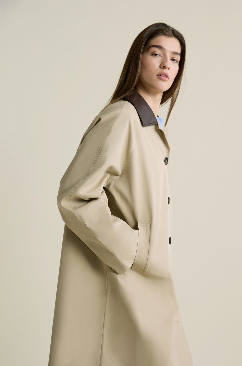 Long Trench Coat with Cotton and Contrasting Collar;${refinementColor}