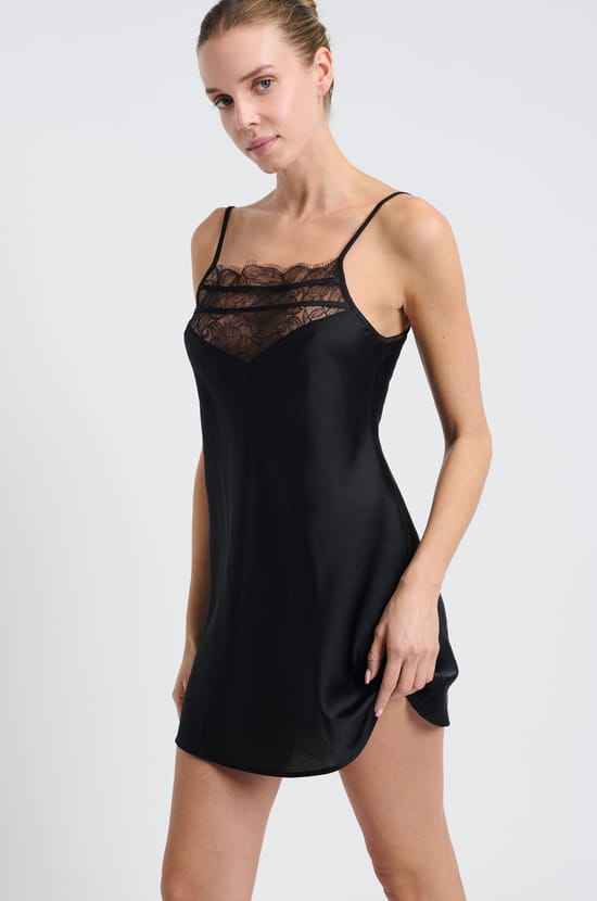 Nuisette satinée;${refinementColor}