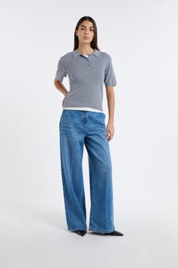 Polo manches courtes en maille fine;${refinementColor}