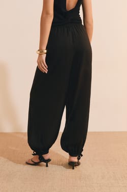 Pantalon bouffant;${refinementColor}