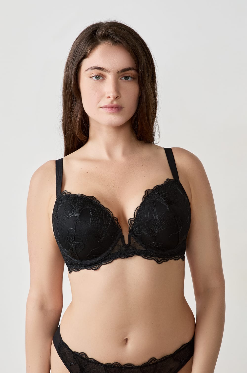 Bra Nº 5 - Push-up Balconet escotado. Tallas grandes;${refinementColor}
