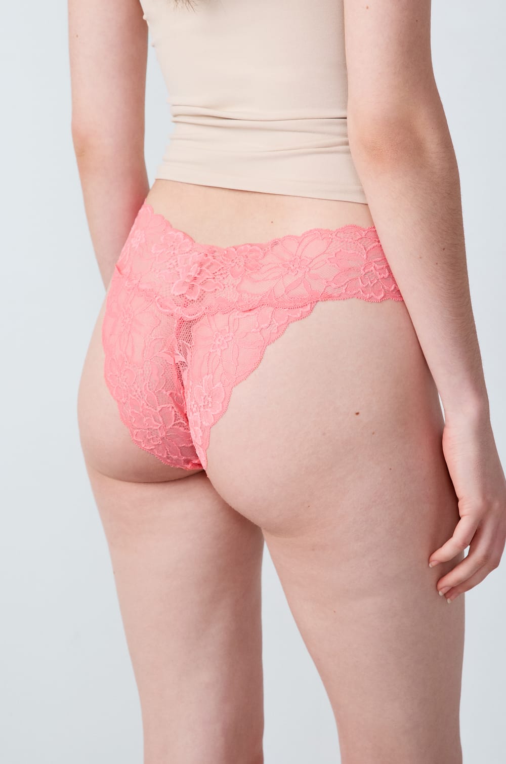 Lace Tanga;${refinementColor}