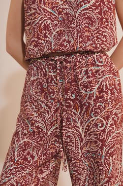 Pantalon fluide &agrave; motifs;${refinementColor}
