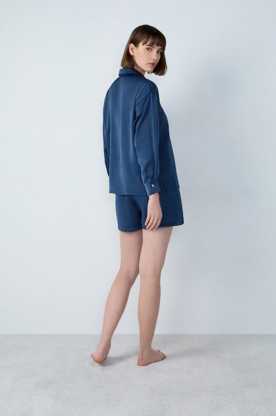 Chemise de pyjama manches longues satinée;${refinementColor}