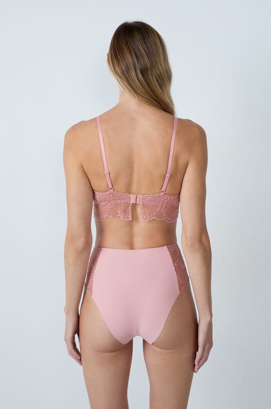 Bra N.4 - The Lightly Lined Bra;${refinementColor}