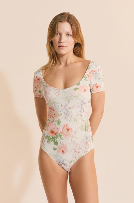 Body de pyjama &agrave; manches courtes &agrave; motif fleuri;${refinementColor}