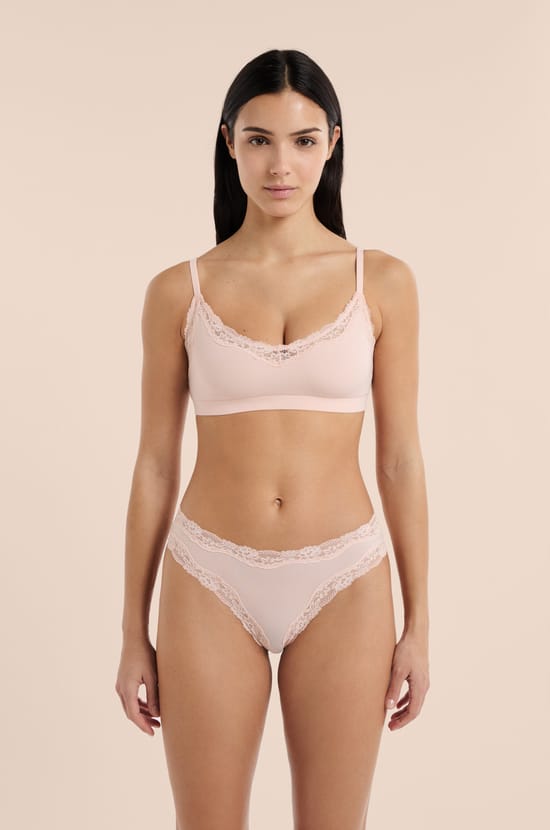 Brassi&egrave;re en microfibre et dentelle;${refinementColor}