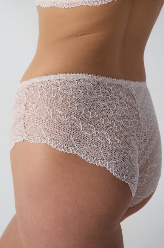 Shorty en dentelle;${refinementColor}