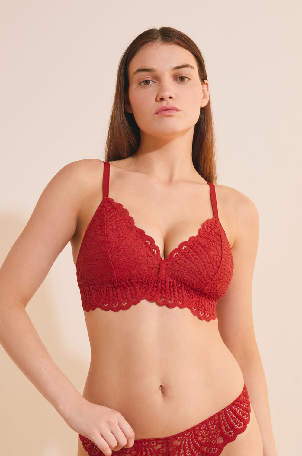 Bra N.8 - The Wireless Triangle in Lace;${refinementColor}