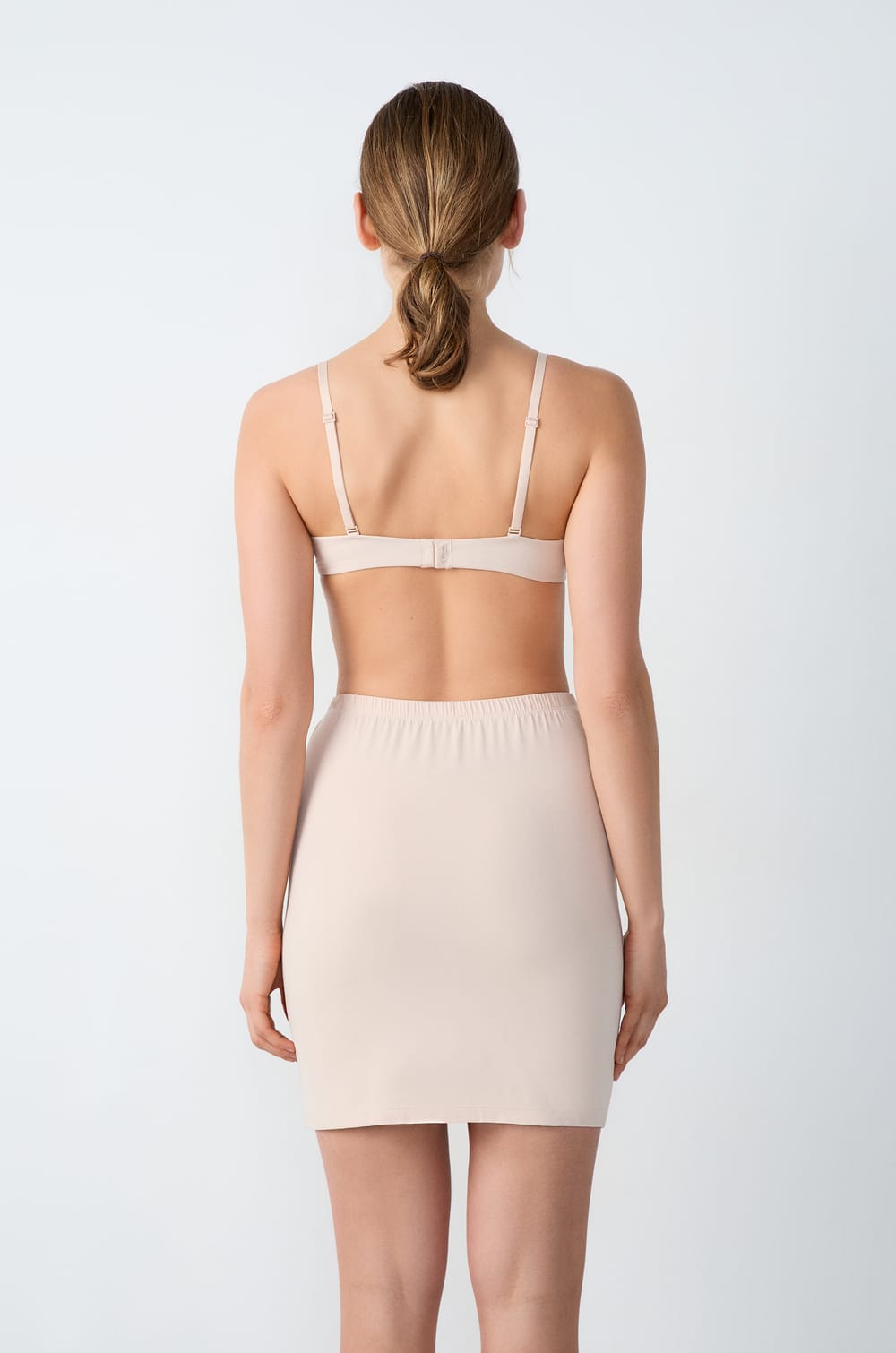 Underskirt;${refinementColor}