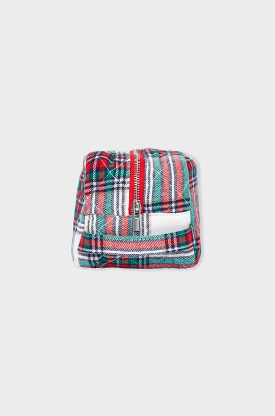 Patterned Pouch;${refinementColor}
