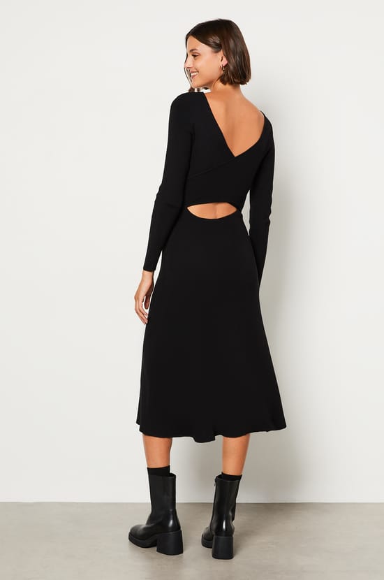 Robe longue dos ajouré;${refinementColor}