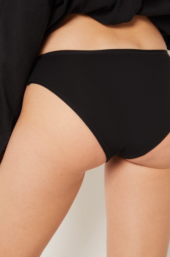 3-Pack of Cotton Briefs;${refinementColor}