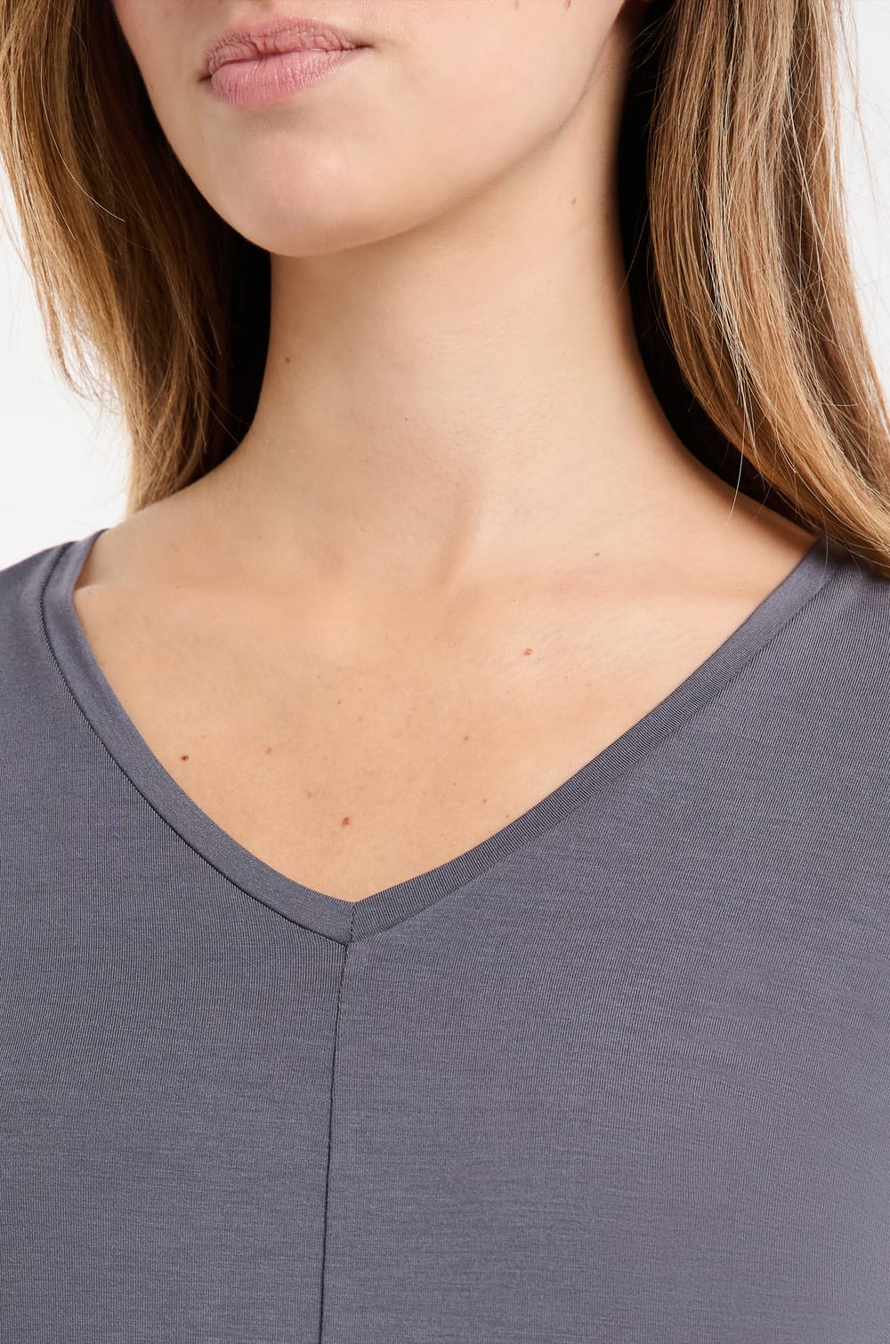 Top de manga corta liso de modal;${refinementColor}