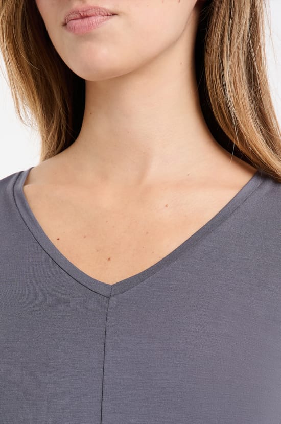 Top de manga corta liso de modal;${refinementColor}