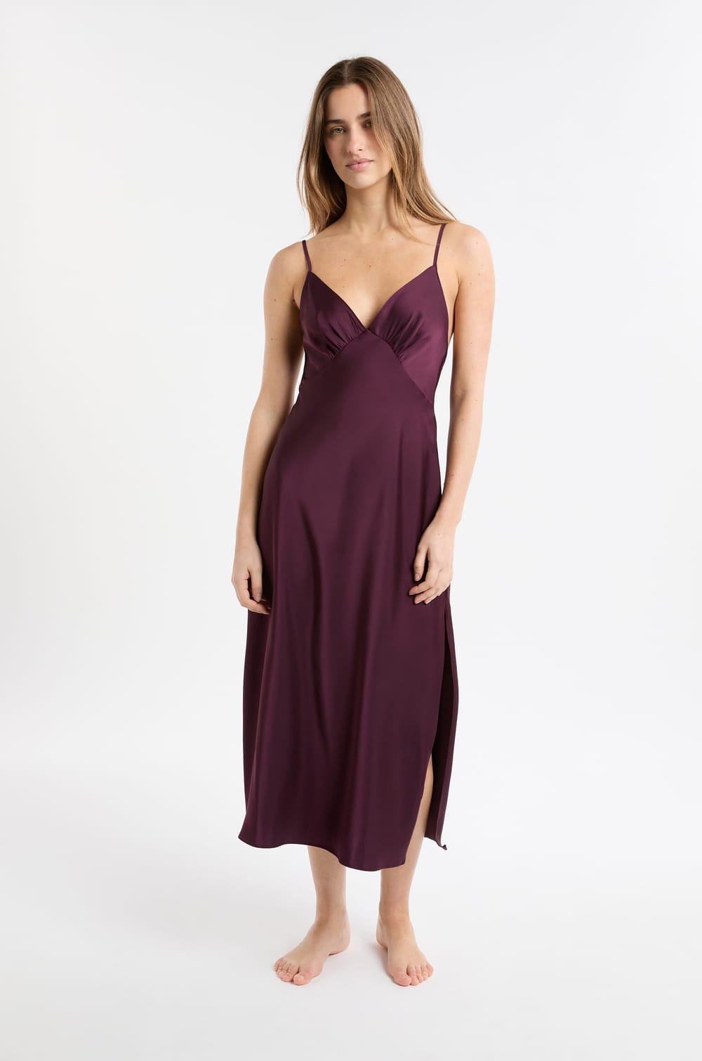 Nuisette longue satinée;${refinementColor}