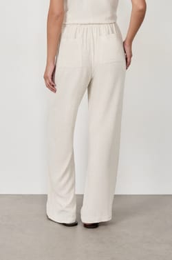 Wide Trousers;${refinementColor}