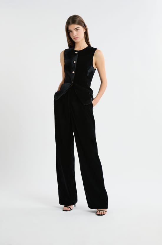 Pantalón corte ancho;${refinementColor}